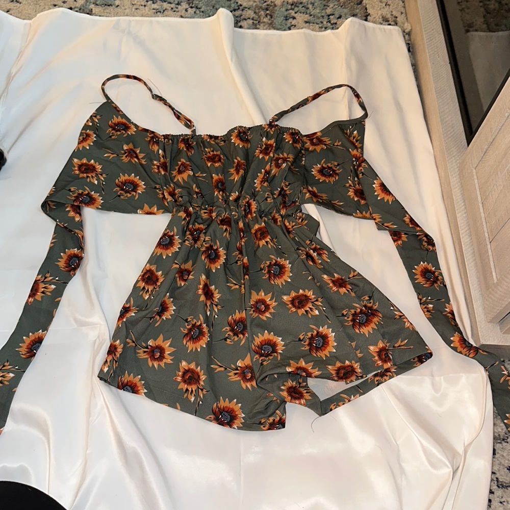 NWOT Sunflower Romper